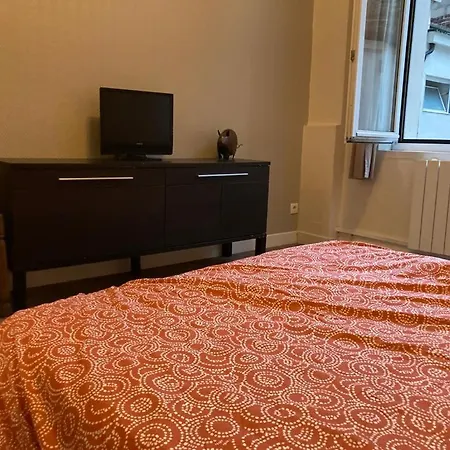 Appartement Lumineux De 80 M2 Avec Terrasse